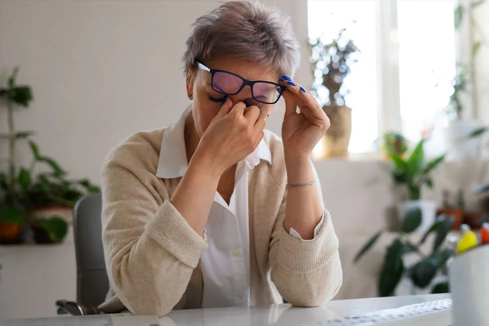 Fatiga visual digital: causas, síntomas y cómo proteger tus ojos de las pantallas